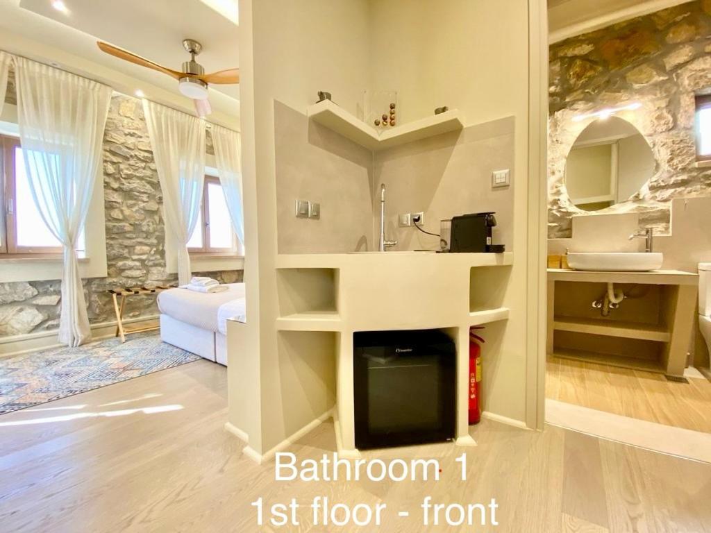 Villasonboard Rock Villa 3 Bed, 3 Bath, Jacuzzi, Seaside Ermioni Exteriér fotografie