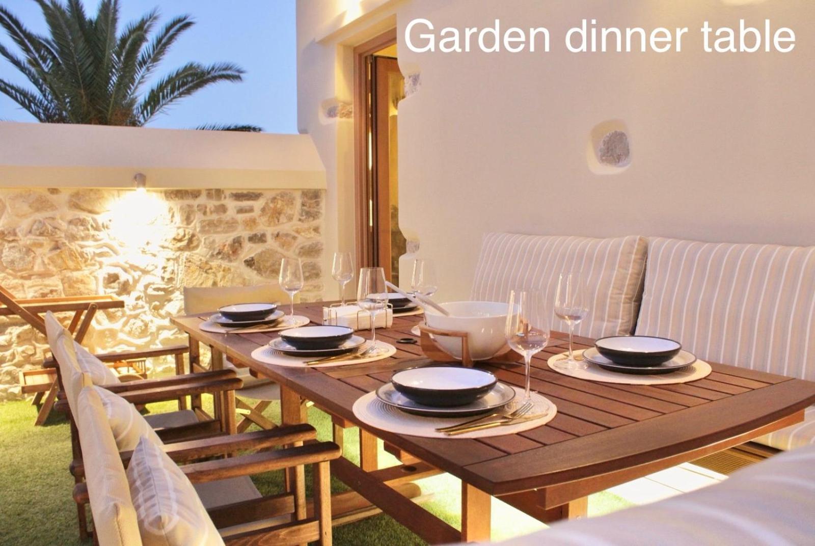 Villasonboard Rock Villa 3 Bed, 3 Bath, Jacuzzi, Seaside Ermioni Exteriér fotografie