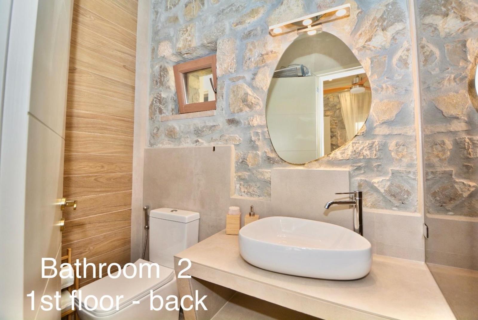 Villasonboard Rock Villa 3 Bed, 3 Bath, Jacuzzi, Seaside Ermioni Exteriér fotografie